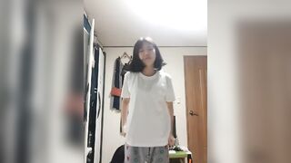 Korean Amateur Ppv Full Pack 2025012 간단 자위 방가경 고딩 업스 인스타 노예 히든페이스 교복 신작 (247)