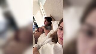 할리우드스타 셀레나 고메즈 유출영상입니다 섹스아님. 그냥 일상유출 (3)