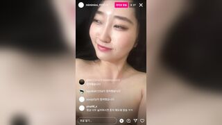 방송이고 뭐고 손기술에 맛 가버리네 ㅋ