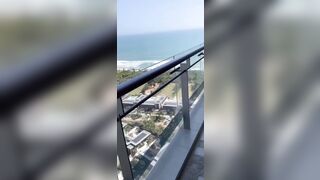 전망좋은 리조트 테라스에서 뒤치기