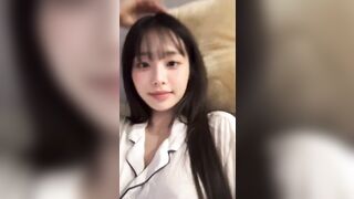 노템으로 라방하는거 같은 츄