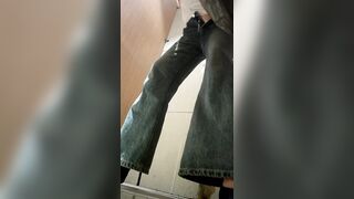 아름다운 소녀 화장실 숨겨진 카메라 ipcam