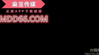 探花約了一個暑假兼職的大二學生 入世不深的樣子小穴異常緊 曹長卿 china
