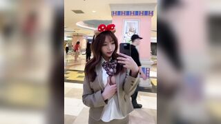 사람지나다니는데..젖탱이 야노