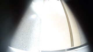 【トイレ盗撮】嘔吐・脱糞・パンツ履き替えの様子を高画質バックで撮影 ipcam