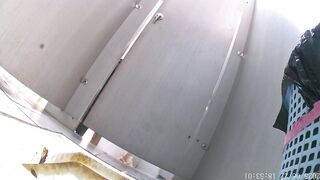 【厕拍】公共厕所偷拍几位年轻妹子上厕所[某房原版] ipcam (7)