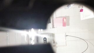 【震撼大礼包】邪恶房东系列全部5弹完整版❤️贵在真实房东偷拍美女房客洗澡换衣自慰约炮日常926V ipcam 3 (7)