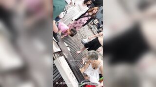 【高抄拍胸】海边露天 近距离怼奶拍小葡萄(11) [某房原版]50V ipcam 1