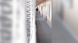 坂系アイドルの私服を着た長身制服様！着替えでパンツ一枚で真正面から若い身体を堪能。ねんいち40 ipcam