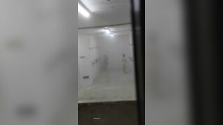 希少【大学トイレ】女子大生の公衆トイレ入浴を命がけで盗撮 5V ipcam (4)