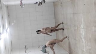 希少【大学トイレ】女子大生の公衆トイレ入浴を命がけで盗撮 5V ipcam (5)