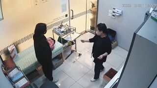 【大神整理合集】妇科诊所阴道检查+医生针管捅阴道+B超+脓胸术+处女膜修复术+无良医生猥亵麻醉美女摸奶二指禅捅逼+用鸡巴合照279V ipcam 2 (7)