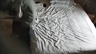 酒店偷拍✅极美攻速袜学妹被学长内射完匆匆去上课[某房原版] china (1)