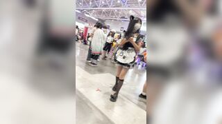 【KFC】COSER学生妹 蓝色透明内无毛白虎 独家CD坐相机歪了点 ipcam 2