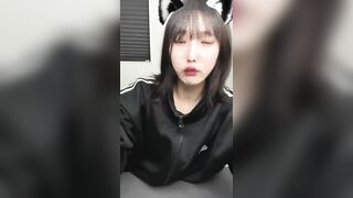 人気配信者たぬ◯なの様色白美巨乳パイパンね◯ちゃんのインスタライブまとめ jav jvip (1)