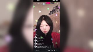 라방중 아래 보여주는년