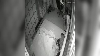 【破解摄像头】极品少妇每次被干潮喷 地上湿了一地！26V ipcam (24)