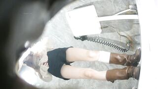 █魔手☛外购█极品厕拍《无毛靓妹冲BB》20V[某房原版] ipcam (6)