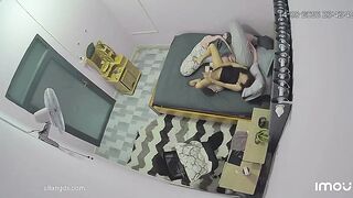 【破解摄像头】稀缺摄像头 自慰合集 把自己玩高潮了32V ipcam (8)