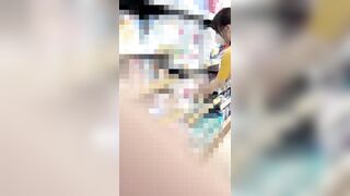 【店員個撮㉖】可愛い日用雑貨店員の２日間の粘撮胸チラ乳首!! ipcam 1