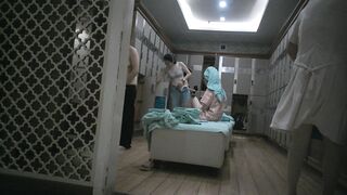 【独占オリジナルファイル】ウォーターパーク美女たちの着替え＆シャワー ipcam (11)