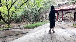 屋外での露出、通行人を故意に誘惑し無視する ipcam (2)