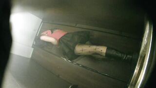 バーグリーンライトシリーズ：数十人の少女の放尿（ストッキング）35V toilet (2)