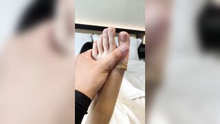 美人女子大生の足裏写真【東坡氏オリジナル】敏感体質の2年生女子が様々なテクニックで犯される足フェチ・後背位編 china (8)