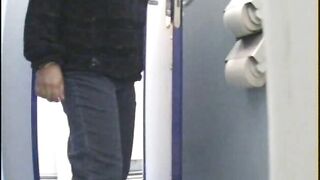 Toilet Indoor 120202 (5)