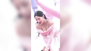 라잇썸 초원 250510 korean porn