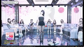 치마가 계속 올라감 korean porn korean bj