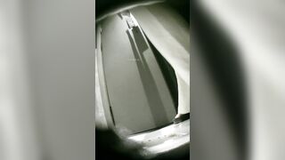 高画質なバーの舞台裏写真：ハイヒールとストッキングを履いた長い脚（7） toilet (5)