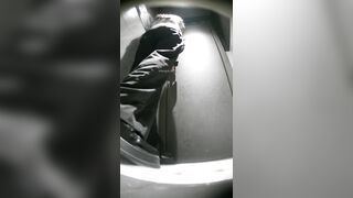 高画質なバーの舞台裏写真：ハイヒールとストッキングを履いた長い脚（7） toilet (8)