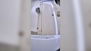 【極上トイレ盗撮】最強イケメンダンス部員と女子大生の極上優しさを公開 - エピソード16 toilet