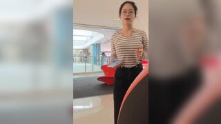 【MJの未公開コンテンツ】伝説の歌手は、ガールフレンドと黒いストッキングとジーンズ姿で戯れるなど、さまざまな形の性的行為を繰り返し行って china 04