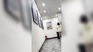 Clear Screenshot with Mobile Phone Zoom 1-3 toilet 1 11