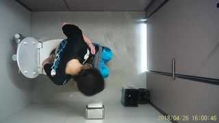 JKちゃん達のtoilet⑱　性服ちゃんも登場！スタイル良し！お㋘㋘も良し！(^o^) voyeur jp 12