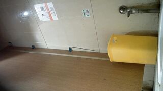パノラマ正面ショット：空の切れ目から見える、若々しく、繊細で、ピンク色に輝く、優しい一瞥の数々（2） toilet 2 03