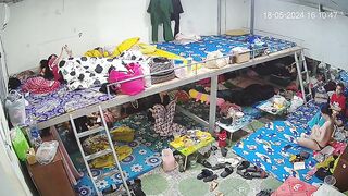 最新ハック流出：ウェブカメラ盗撮映像 ❤️ 多角度からの覗き見 — 寮で着替えるクラブホステスたちを隠し撮り（美女たちの競演） ipcam 1 08