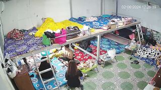 最新ハック流出：ウェブカメラ盗撮映像 ❤️ 多角度からの覗き見 — 寮で着替えるクラブホステスたちを隠し撮り（美女たちの競演） ipcam 2 05