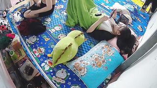 最新ハック流出：ウェブカメラ盗撮映像 ❤️ 多角度からの覗き見 — 寮で着替えるクラブホステスたちを隠し撮り（美女たちの競演） ipcam 3 03