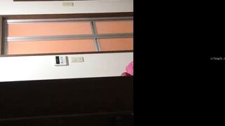 隠し撮りコンピレーション #2：シャワー・自慰・セックスに興じる少女、熟女、そして大人の美女たち [オリジナルソース] toilet 2 01