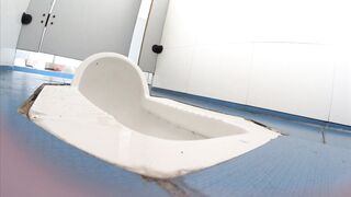 【定番・トイレ映像】「青春への賛歌」シリーズ：完全版 — 高校2年生の少女が、その可憐な秘部から排尿する様子を至近距離で捉えた映像に加え toilet 1 06-160426
