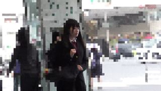 《最大衝撃作》【電車痴漢】★完璧優等生に見えてTバックにノーブラ★驚愕の14回連続大量5L潮吹き★S氏のアナルも舐め回すド変態 jvip
