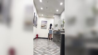 3月の流出映像 ❤️ 隠し撮りの達人：HD潜入撮影。ショッピングモール、オフィスビル、ビリヤード場の女子トイレにて――スマホのズーム機能が捉え toilet 1 10-290426