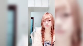 まさに衝撃の美女――キャンパス随一の絶世の美少女だ！ ツルツルで愛らしいピンクのマンコ！ 彼女に煽られ、足がガクガクになるまでオナニーさせられ china 3