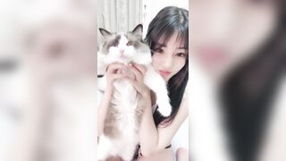 $ 対照的なロリータの小悪魔 [06 リトルダーリン] 色白で柔らかくみずみずしい、セクシーなプッシーのクローズアップ 3 china 1