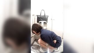 ２カメ新アングル6う〇こもりもりスーツ鼻ほじ蒸れ足裏 voyeur jp 160526