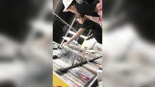 店内で露出 ち○見せ12 CFNM voyeur jp 160526