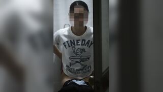 【期間限定】大を産み落とすスレンダー美女の私生活 voyeur jp 160526